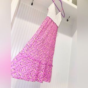 Deep V-Neck Spaghetti Strap Crochet Top Floral Dress